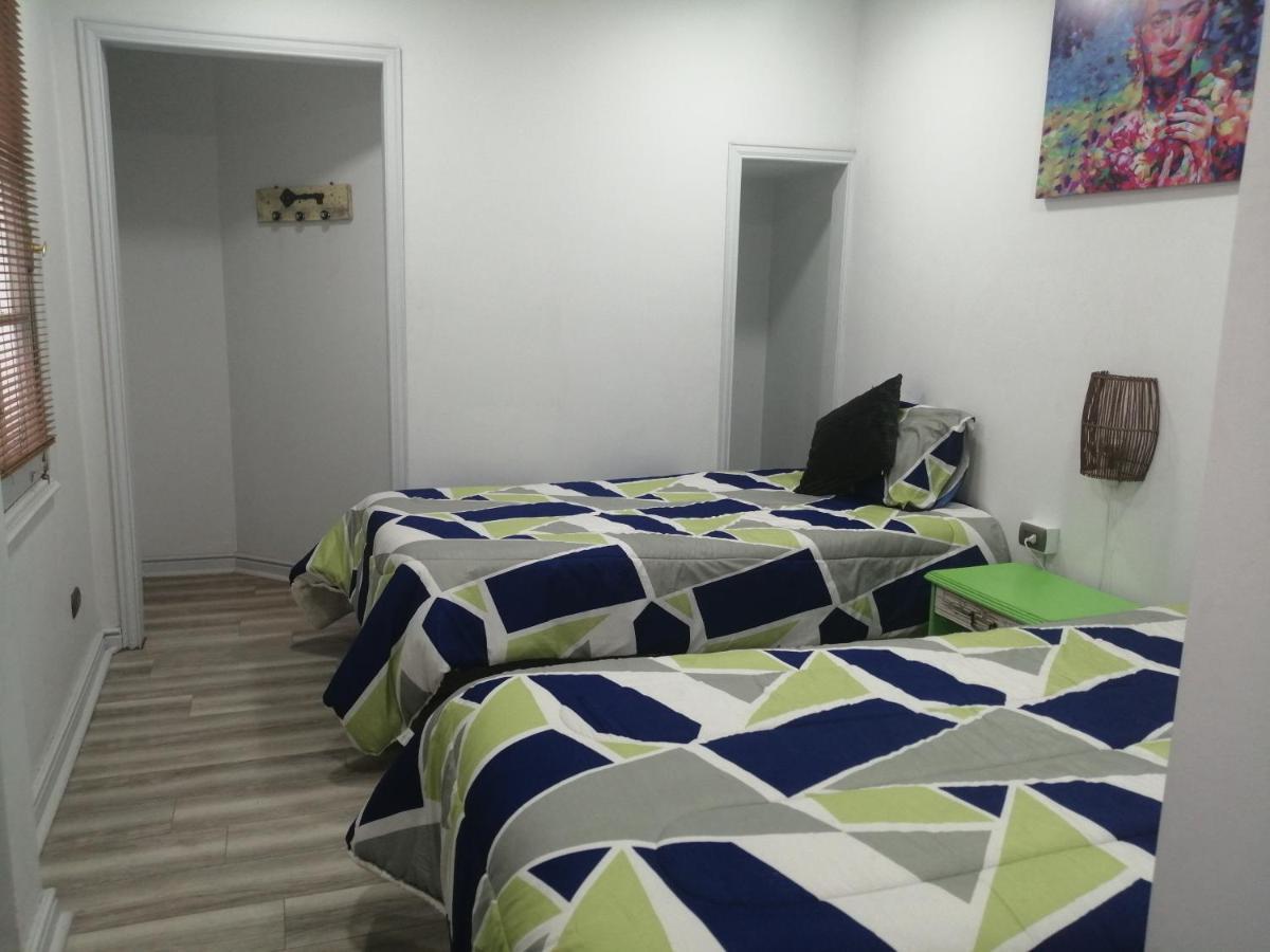 Hostal Mancora Monjitas 755 Hotel Santiago de Chile Eksteriør billede